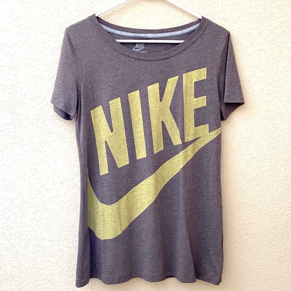 Nike Brown & Yellow Logo T-Shirt
